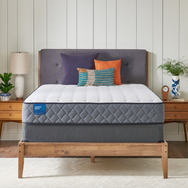 Inspirational Happiness Queen 52668251