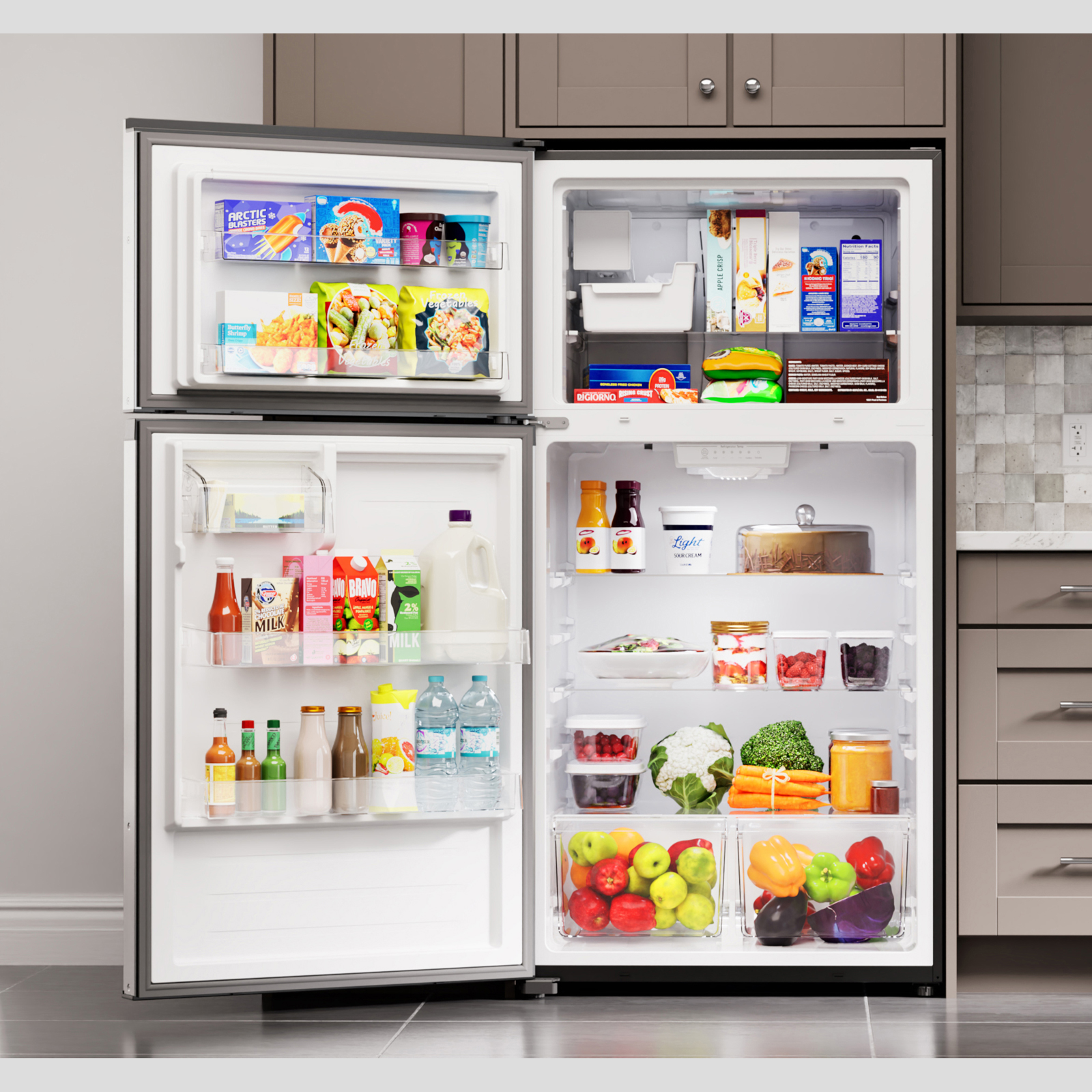 18.2 cu. ft. Top Freezer Refrigerator  Stainless Steel w/Fingerprint Resistance A121016152
