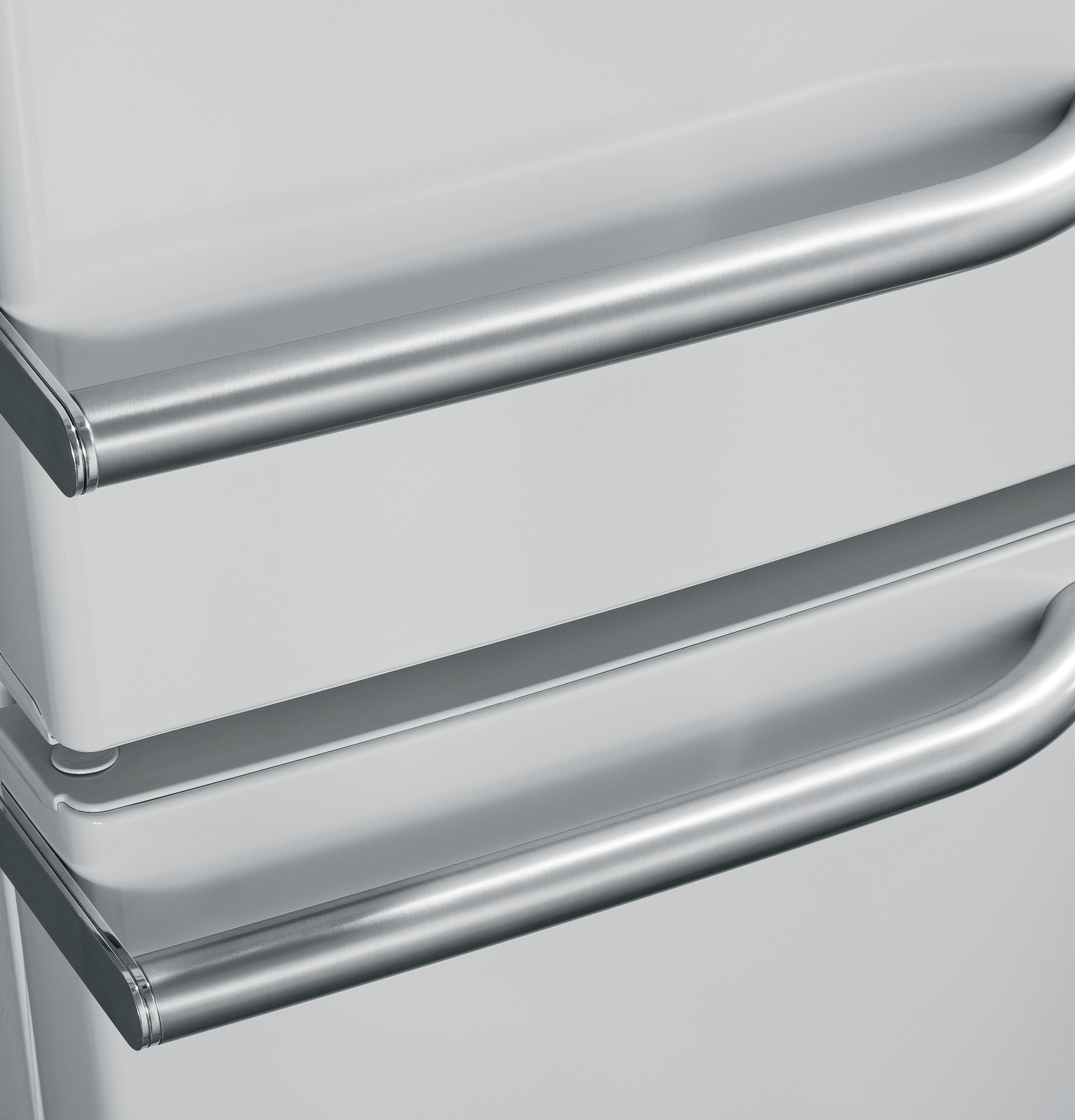 GE Artistry Series 20.3 Cu. Ft. Bottom-Freezer Refrigerator ABE20EGEWS