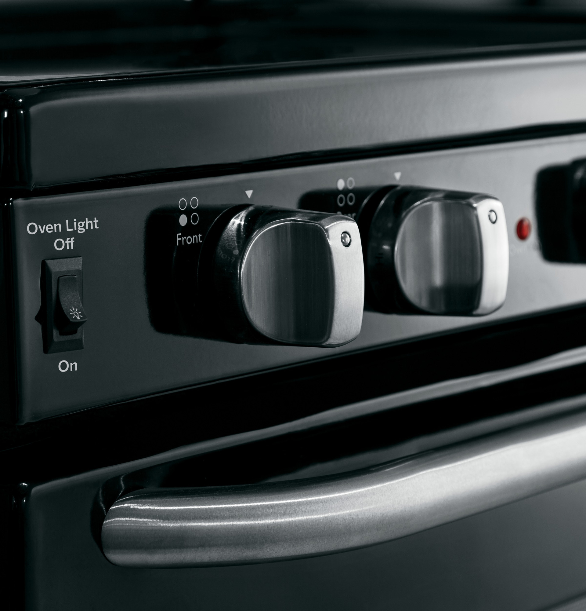 GE Artistry Series 30" Free-Standing Electric Range ABS45DFBS