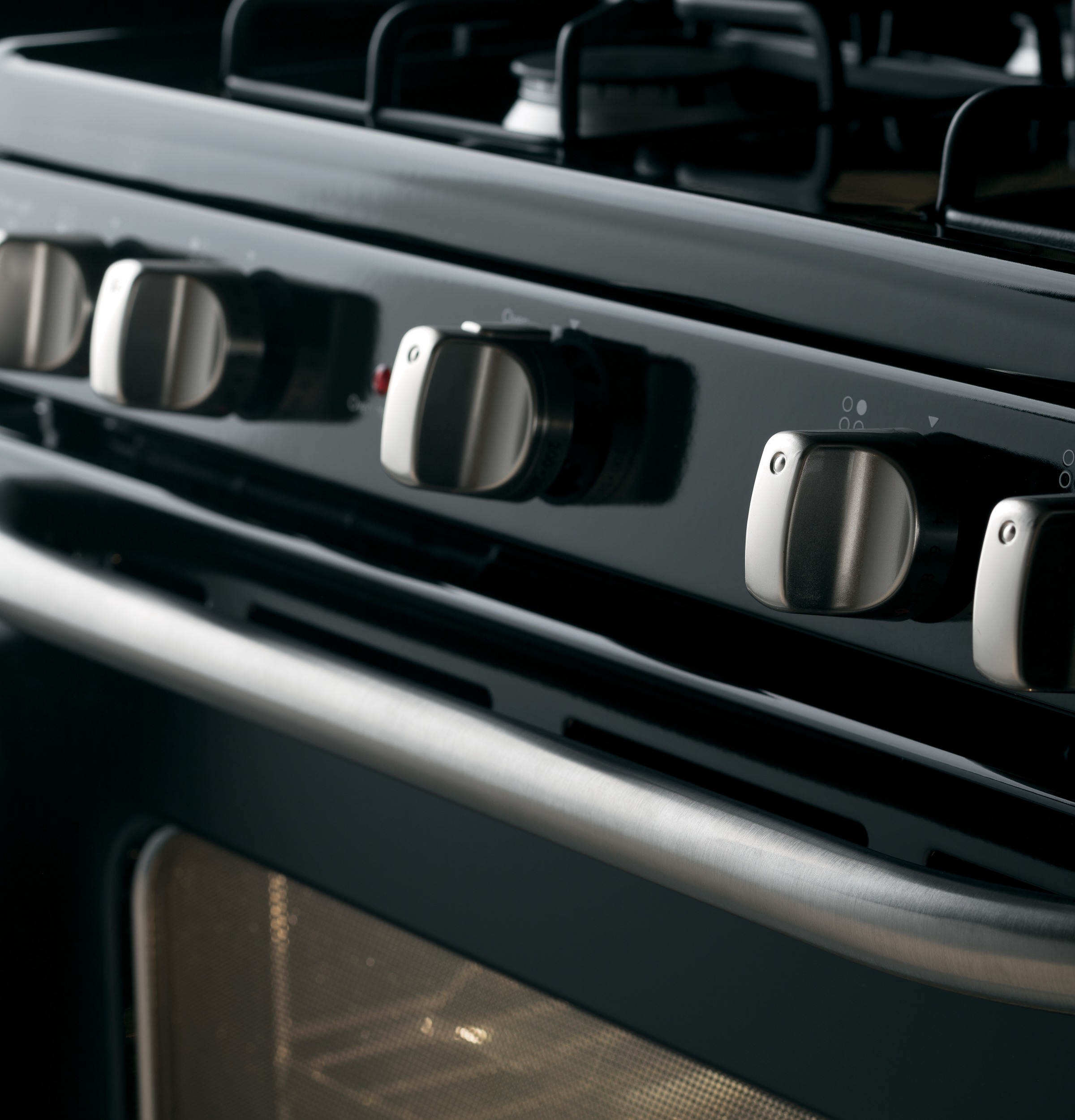 GE Artistry Series 30" Free-Standing Gas Range AGBS45DEFBS
