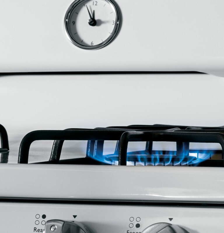 GE Artistry Series 30" Free-Standing Gas Range White AGBS45DEFWS Picture 1