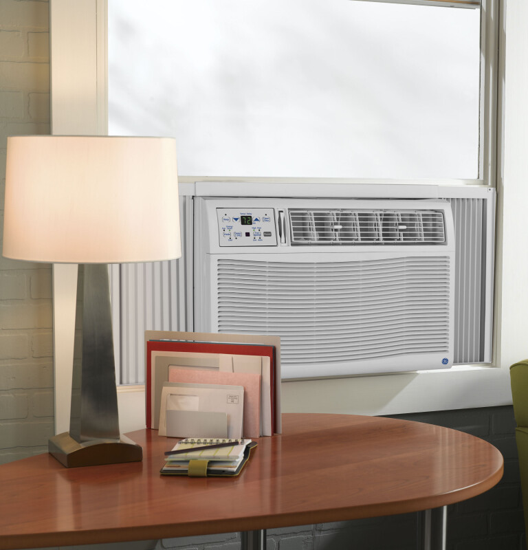 230 Volt Electronic Room Air Conditioner AKQ24DN