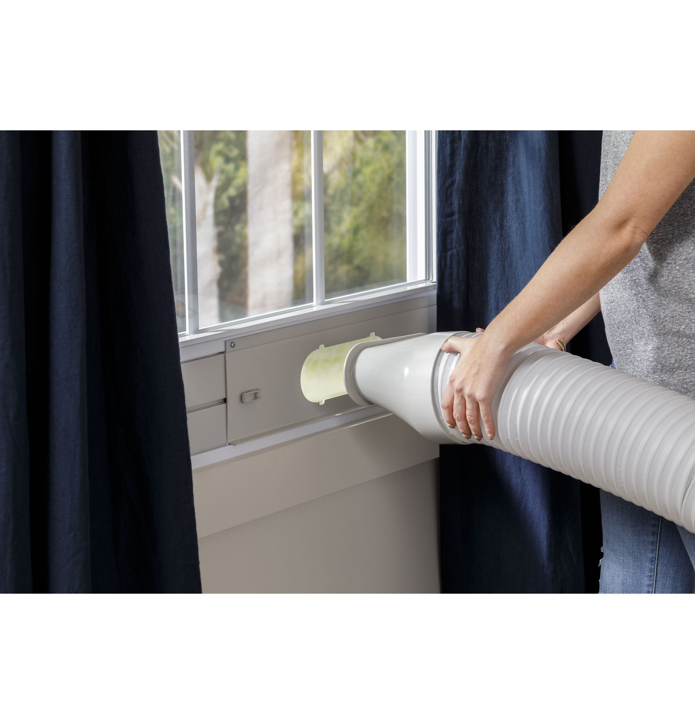 8,000 BTU Class Smart Portable Air Conditioner for Medium Rooms up to 350 sq ft. (8,100 BTU DOE) APLS08WWF