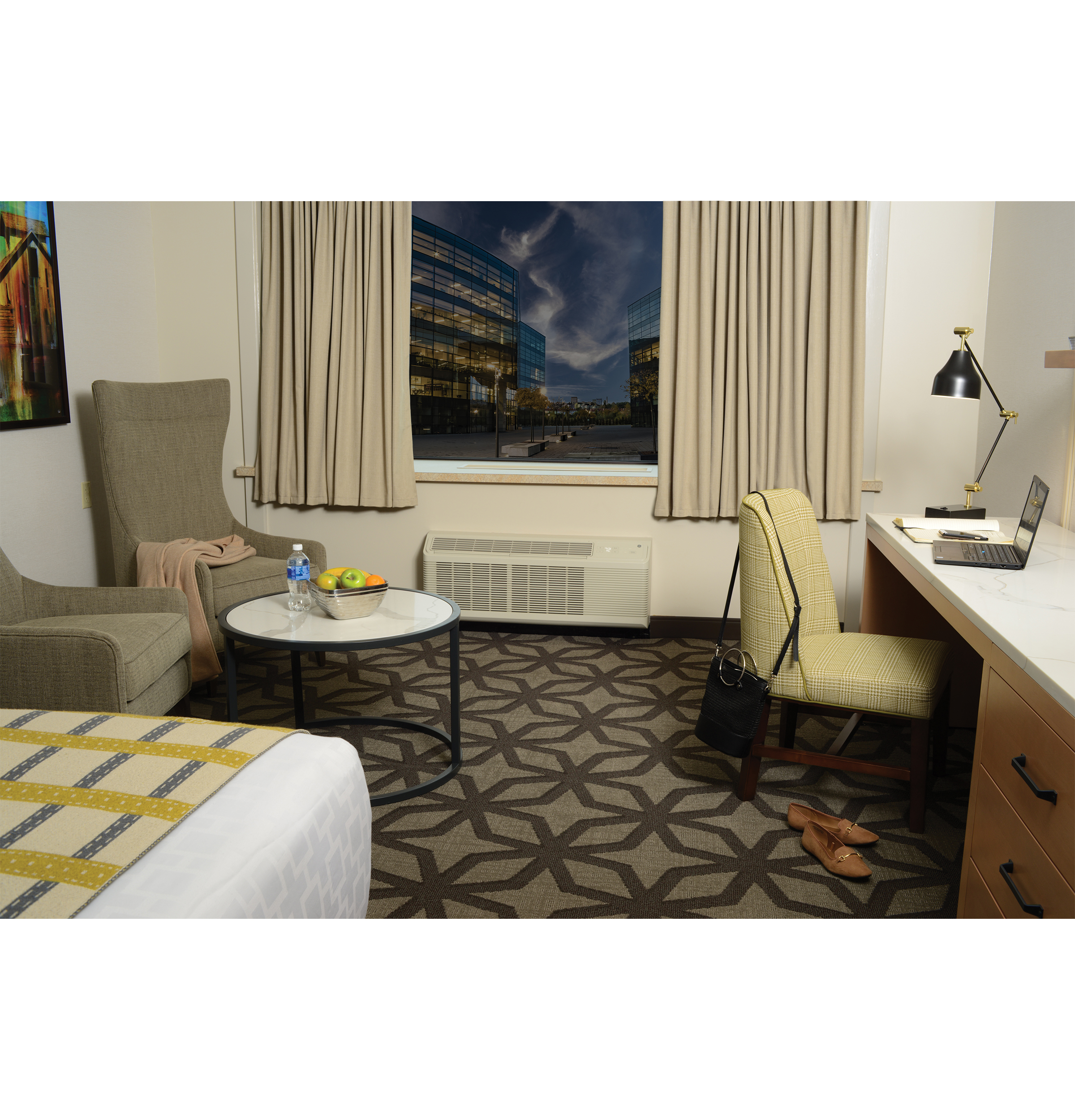 Zoneline Heat Pump Unit with Makeup Air, 265 Volt AZ65H07EBM