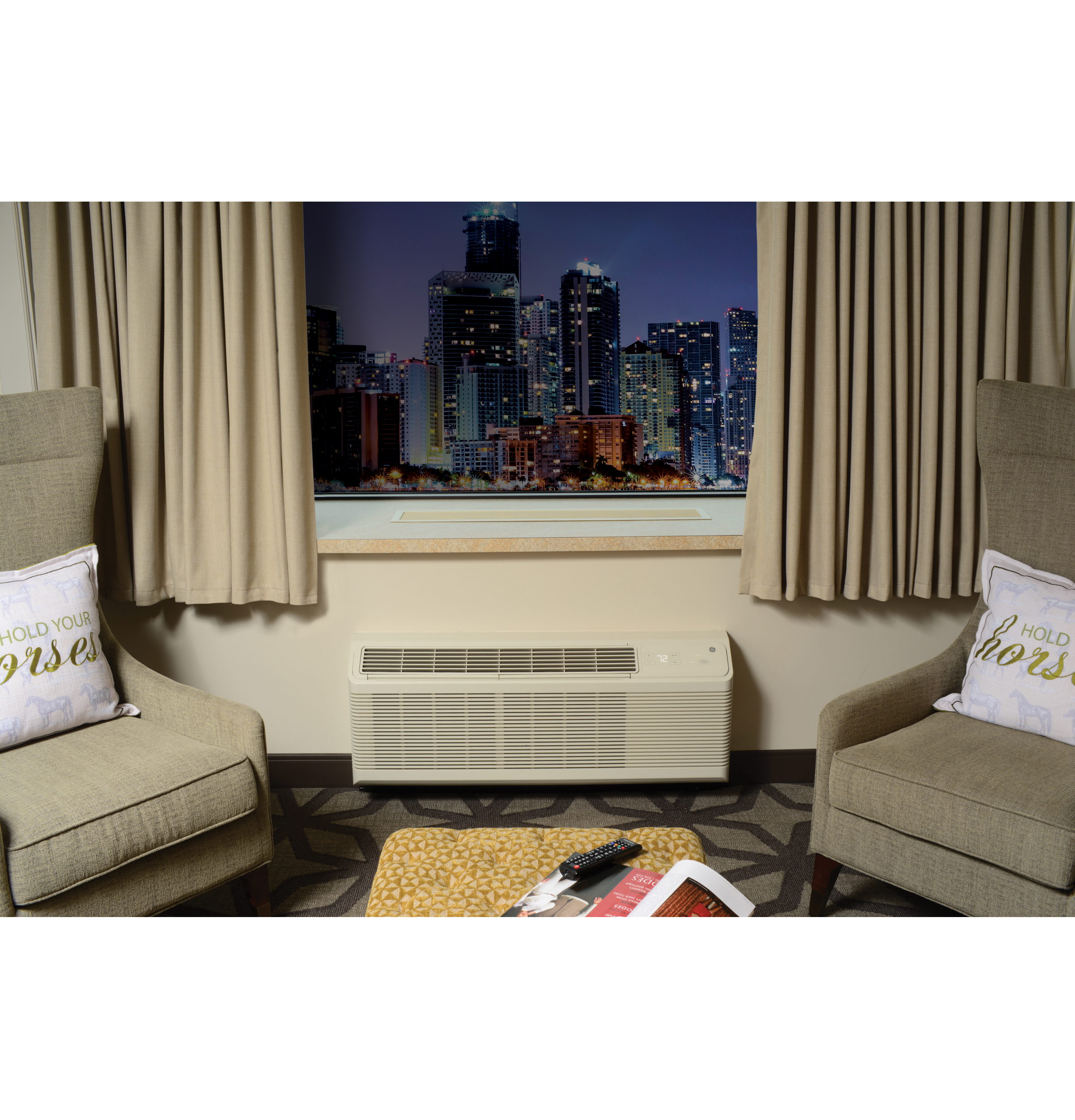 Zoneline Heat Pump Unit with Makeup Air, 265 Volt AZ65H09EBM