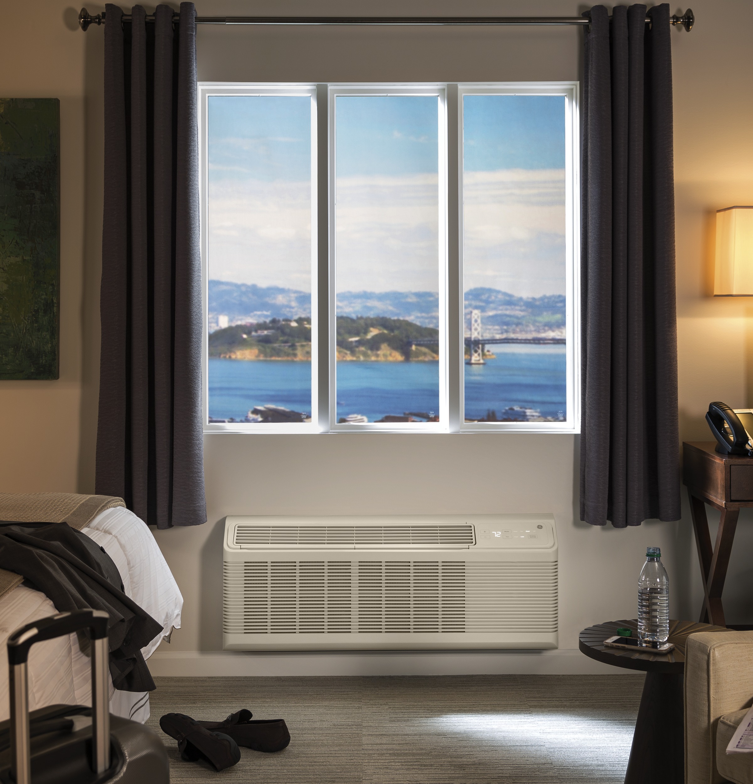 Zoneline Heat Pump Unit with Corrosion Protection, 265 Volt AZ65H12EAC