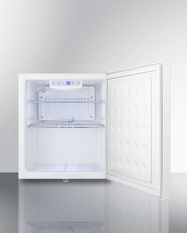 Compact Allergy-Free All-Refrigerator AZAR27W