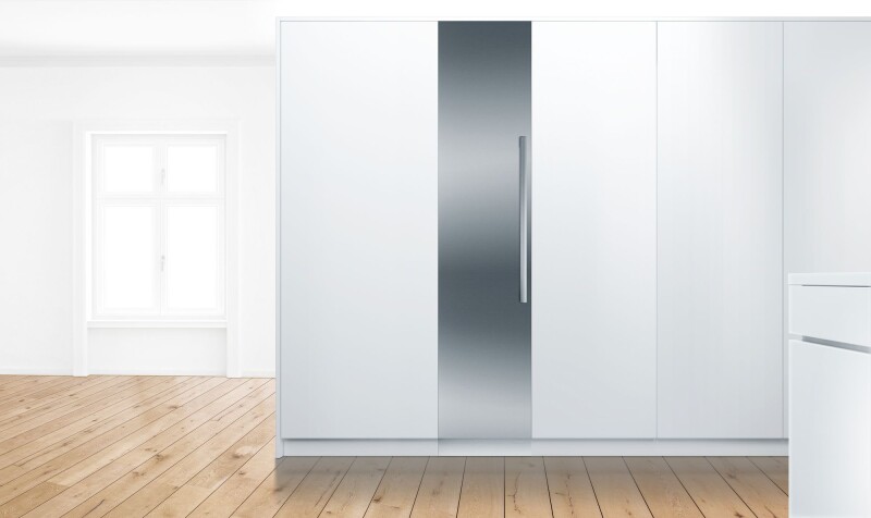 Benchmark™ Built-in Freezer 18'' Flat Hinge B18IF905SP