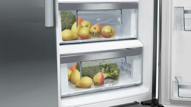 300 Series Freestanding Counter-Depth Side-by-Side Refrigerator 36" Easy clean B20CS30SNS