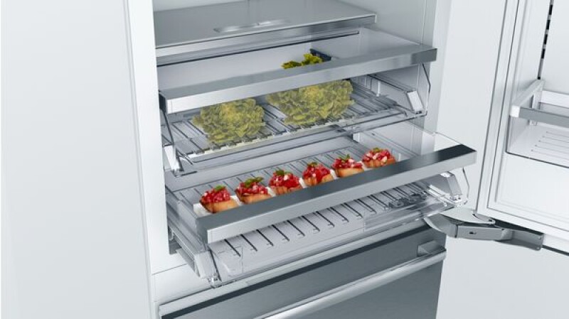 Benchmark Built-in Bottom Freezer Refrigerator30'' B30BB930SS