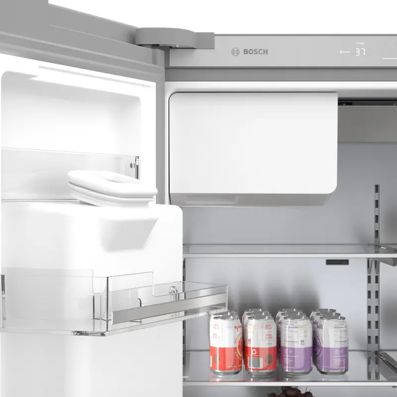 500 Series French Door Bottom Mount Refrigerator 36'' Easy clean B36CD50SNS