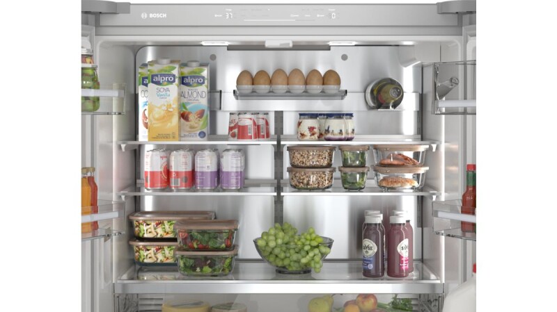 800 Series French Door Bottom Mount Refrigerator, Glass door 36'', Total No Frost B36CL81ENW