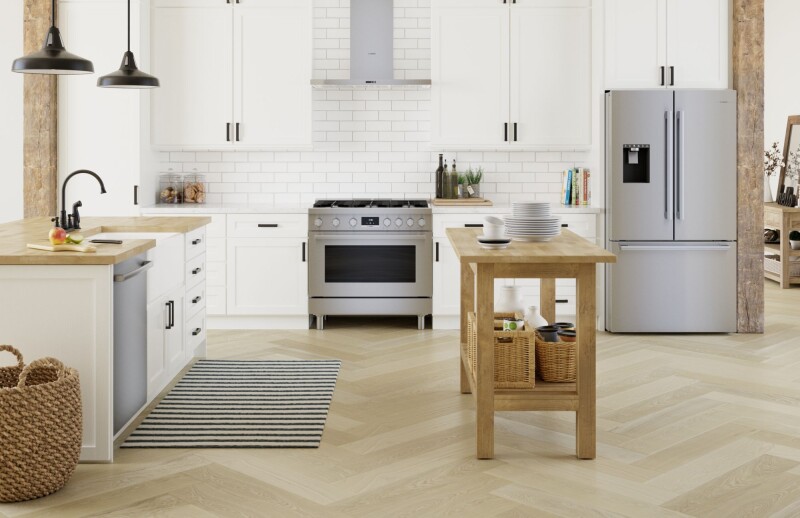 500 Series French Door Bottom Mount Refrigerator 36'' Easy clean B36FD50SNS