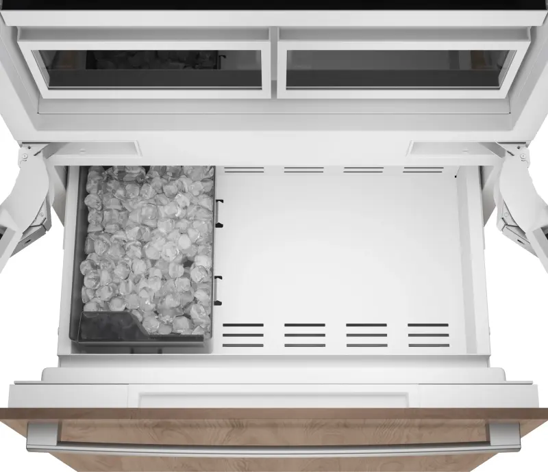 Benchmark™ Built-in Bottom Freezer Refrigerator 36'' Softclose® Flat Hinge B36IT100NP