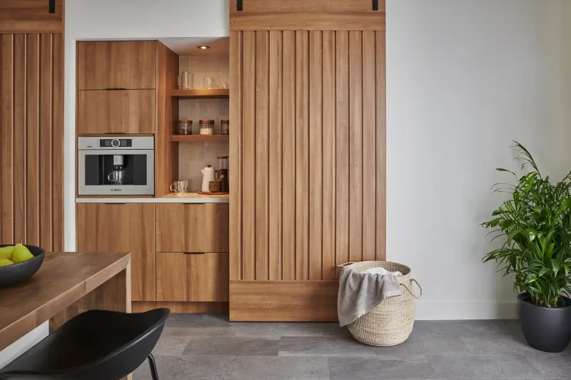 800 Series Built-in Coffee Machine, Removable Water Tank BCM8450UC