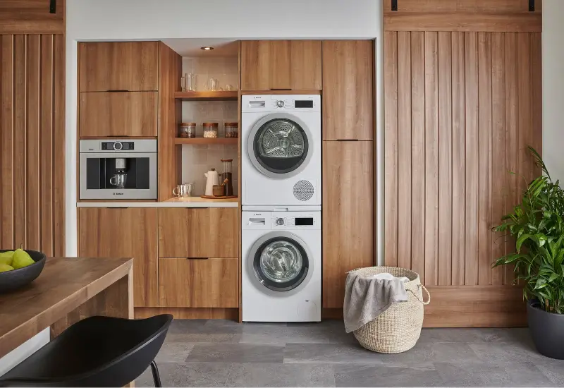 800 Series Built-in Coffee Machine, Removable Water Tank BCM8450UC