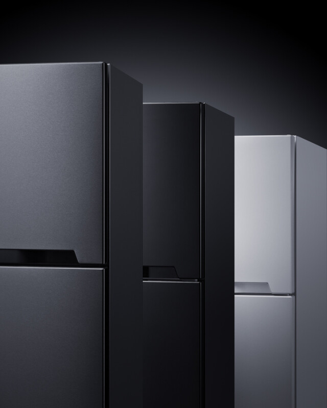 28" Wide Top-Mount Refrigerator-Freezer With NIST-Calibrated Thermometers BKRF152BLHD