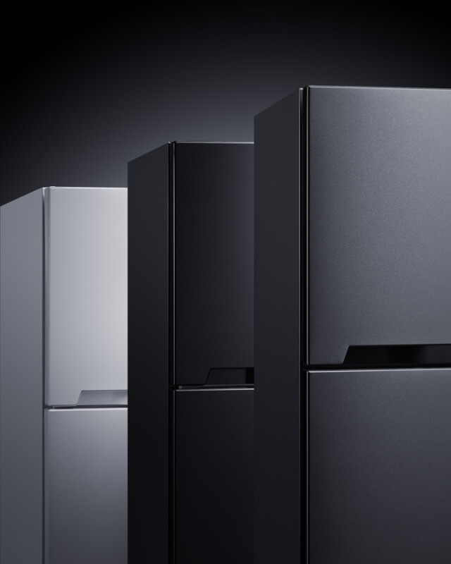 28" Wide Top-Mount Refrigerator-Freezer With NIST-Calibrated Thermometers BKRF15SS