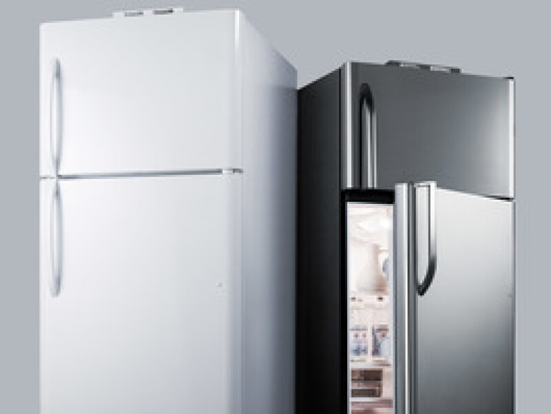 30" Wide Break Room Refrigerator-Freezer BKRF18B