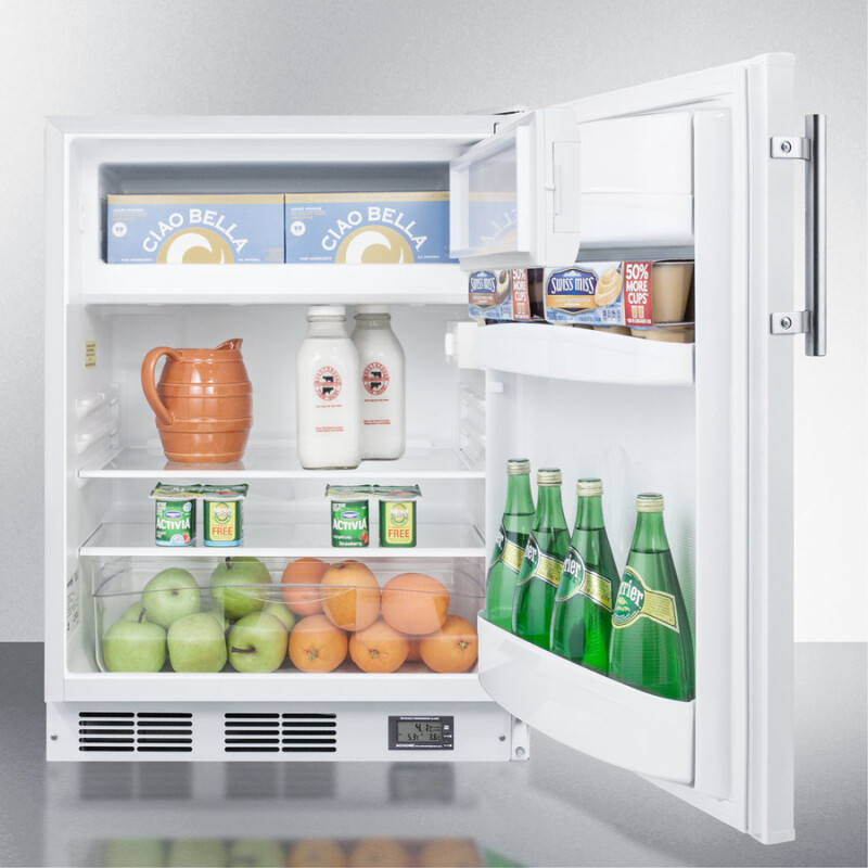 24" Wide Break Room Refrigerator-Freezer BKRF661