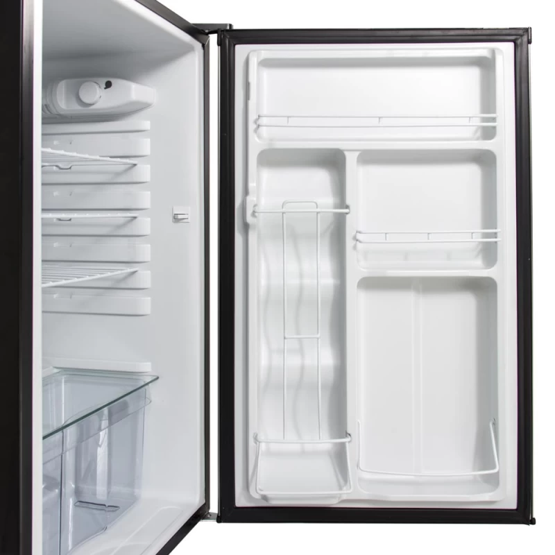 Blaze Stainless Front Refrigerator 4.5 cu. ft. BLZSSRF130