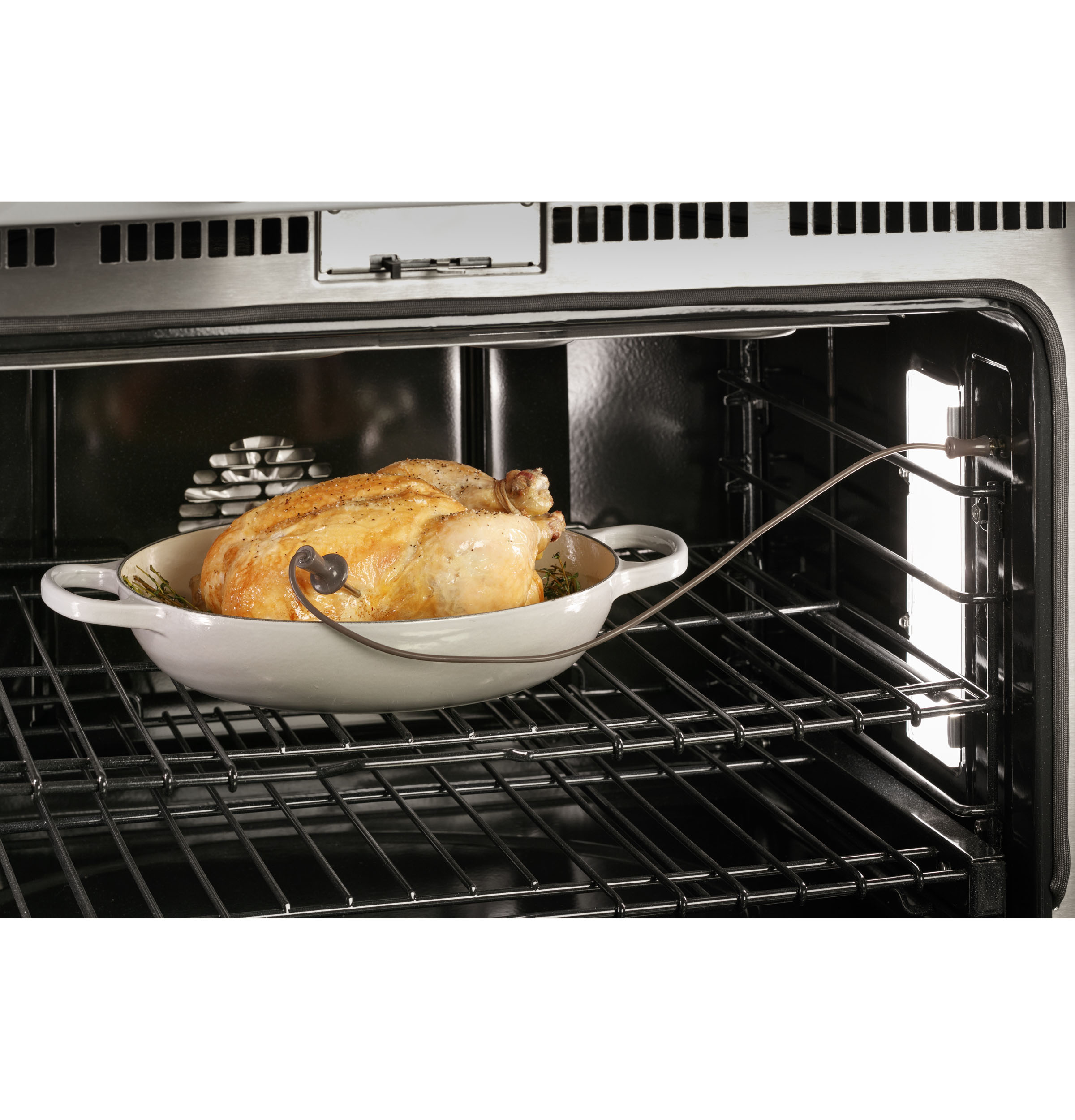 CAFÉ™ 48" Smart Dual-Fuel Commercial-Style Range with 6 Burners and Griddle (Natural Gas) C2Y486P2TS1
