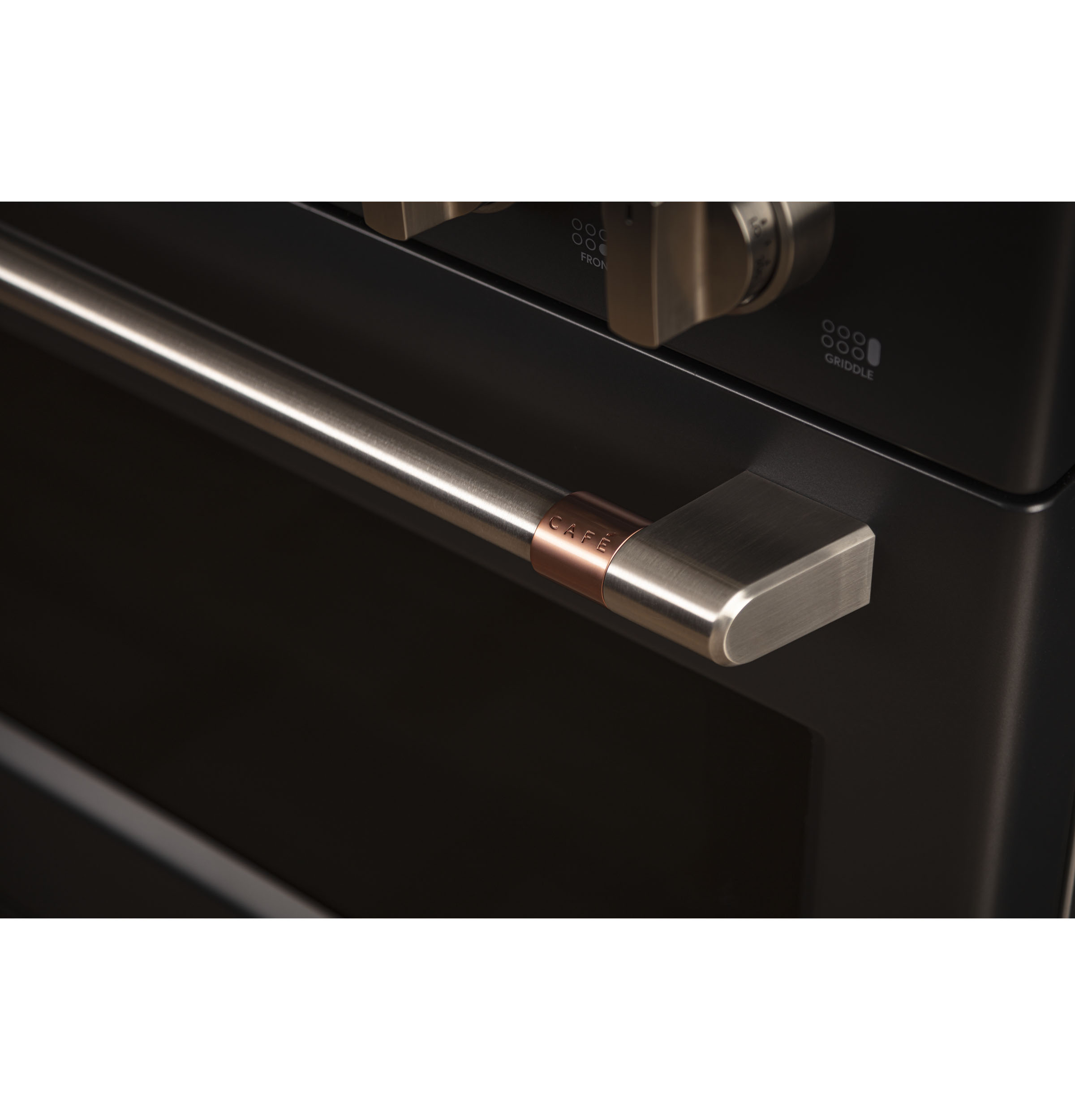 CAFÉ™ 48" Smart Dual-Fuel Commercial-Style Range with 6 Burners and Griddle (Natural Gas) C2Y486P3TD1