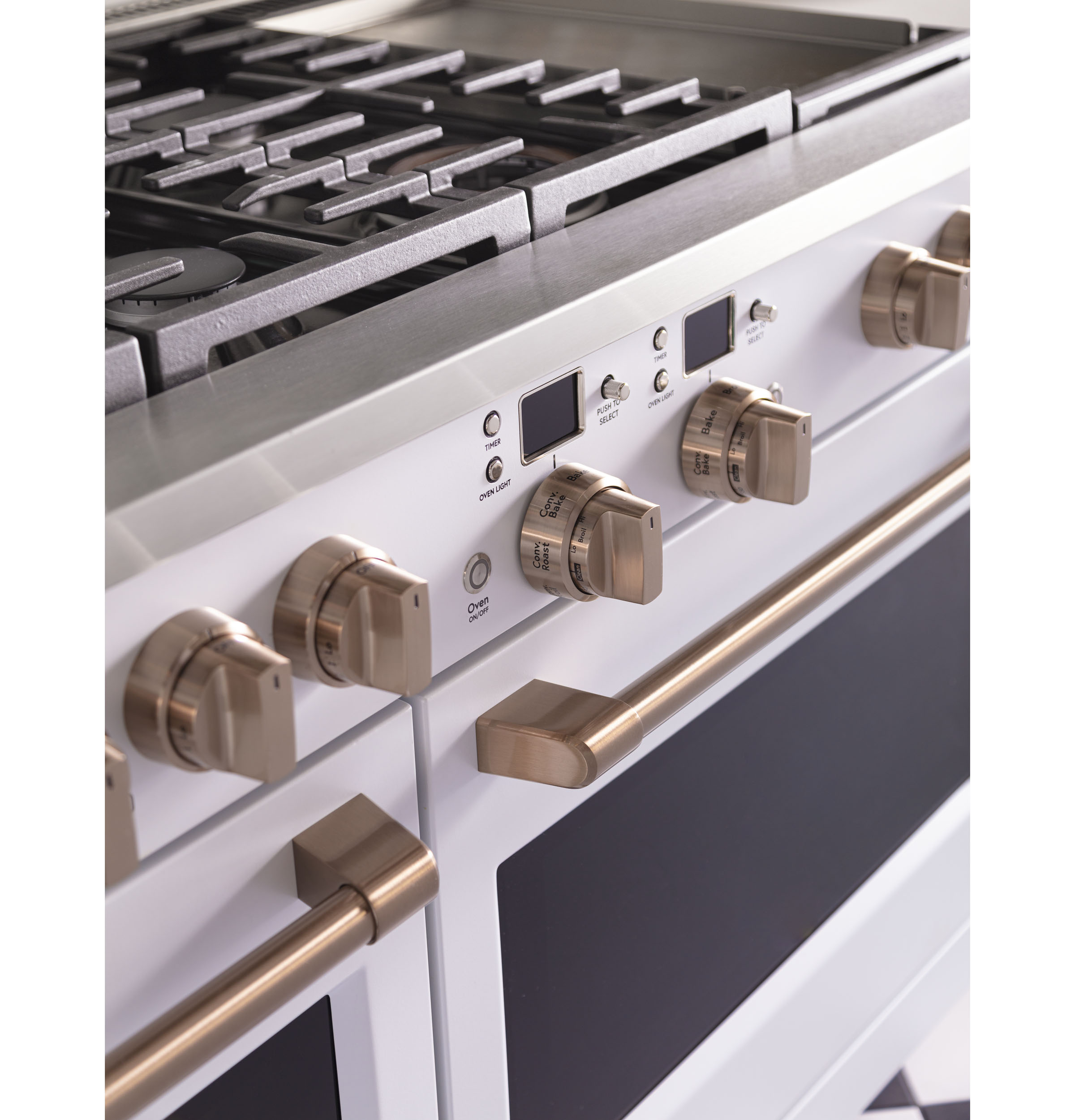 CAFÉ™ 48" Smart Dual-Fuel Commercial-Style Range with 6 Burners and Griddle (Natural Gas) C2Y486P4TW2