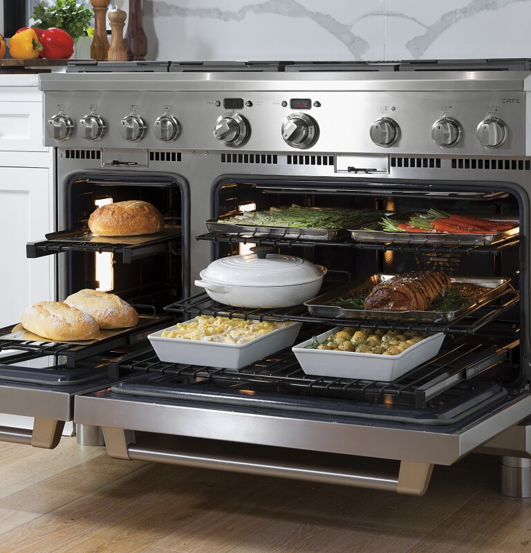 Cafe GE Series 48" Dual-Fuel Professional Range with 6 Burners and Griddle (Natural Gas) Stainless Steel C2Y486SDLSS Picture 1