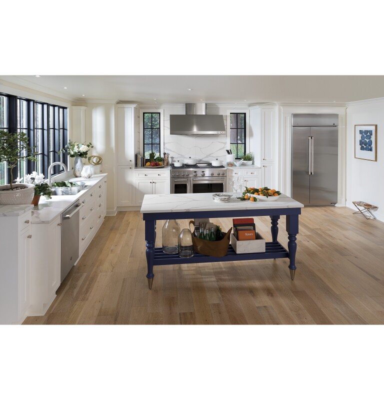 GE Series 48" Dual-Fuel Professional Range with 6 Burners and Griddle (Natural Gas) C2Y486SDLSS
