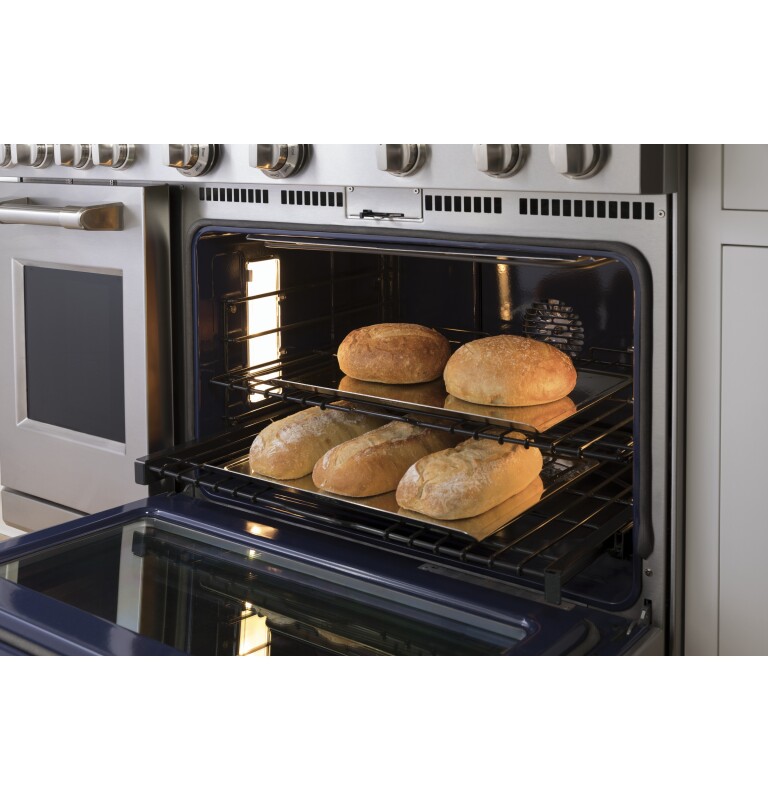 GE Series 48" Dual-Fuel Professional Range with 6 Burners and Griddle (Natural Gas) C2Y486SDLSS