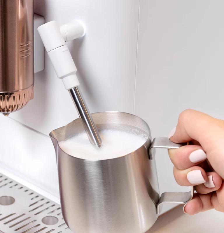 CAFÉ™ AFFETTO Automatic Espresso Machine + Frother C7CEBBS4RW3