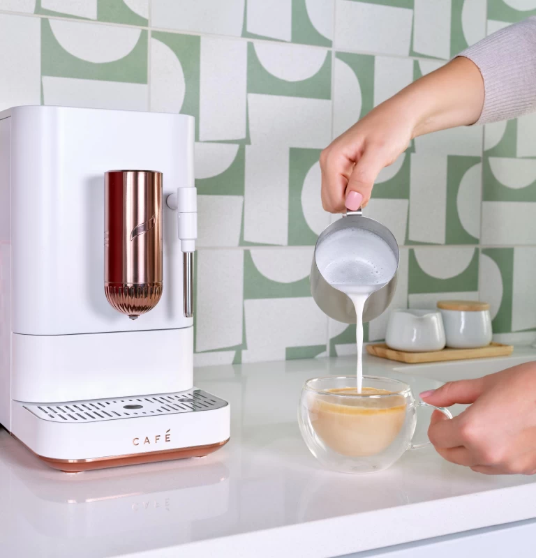CAFÉ™ AFFETTO Automatic Espresso Machine + Frother C7CEBBS4RW3