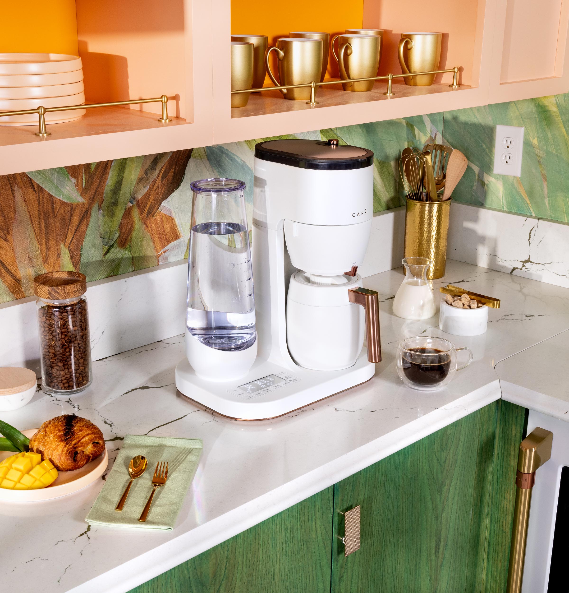 CAFÉ™ Specialty Grind and Brew Coffee Maker with Thermal Carafe C7CGAAS4TW3