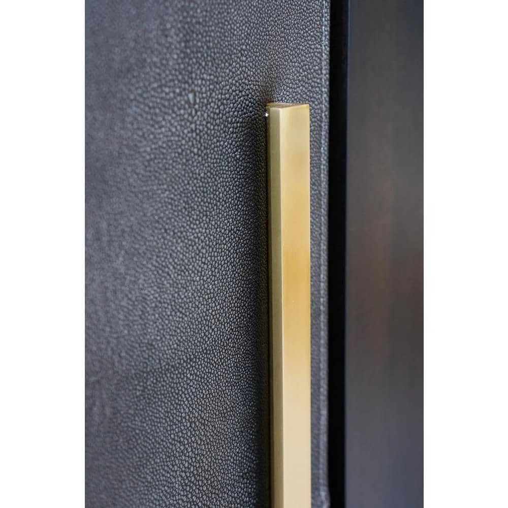 Caviar 30" Cuts By Leather Panel CAVIAR30L