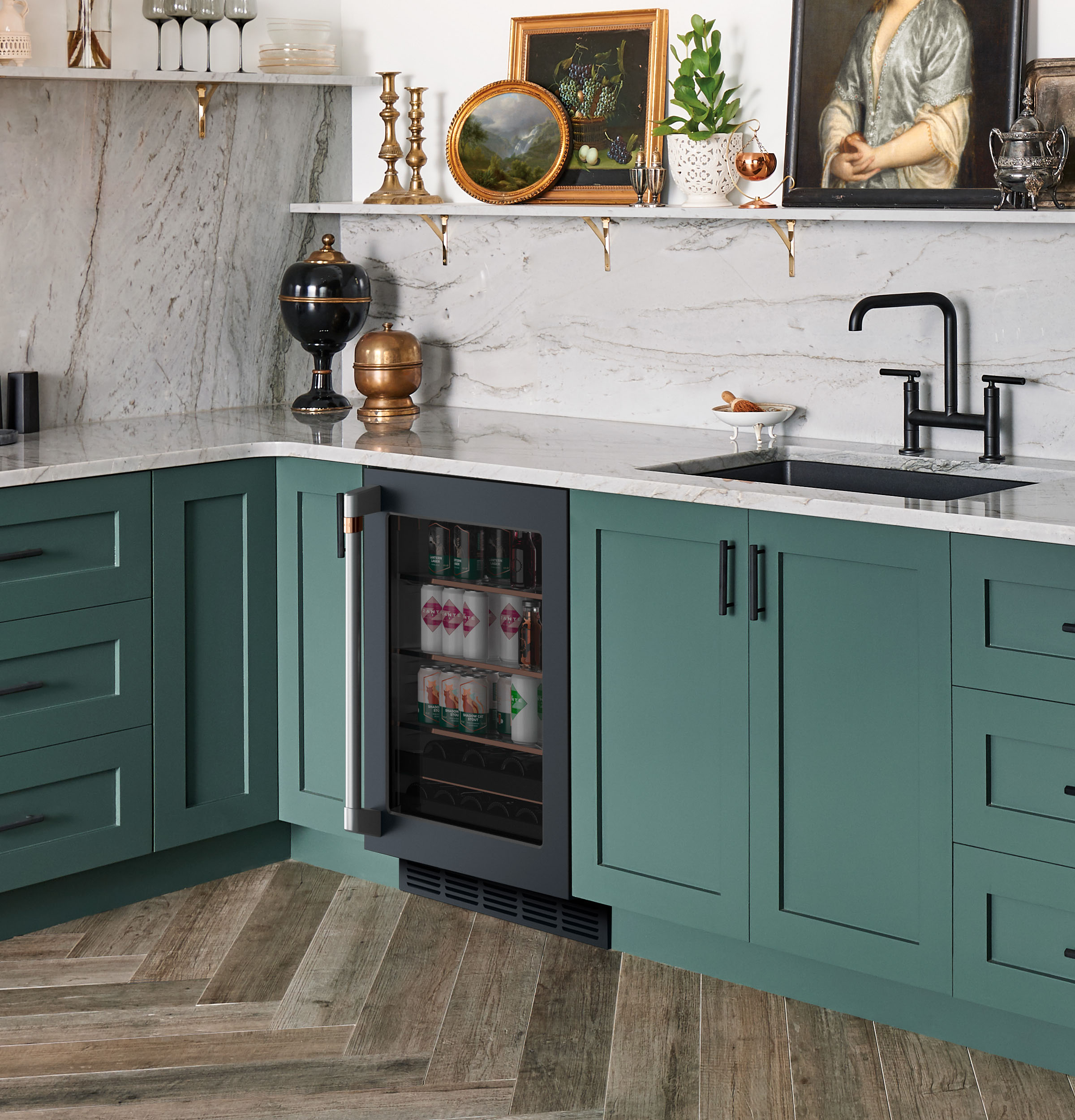 CAFÉ™ ENERGY STAR® Beverage Center CCP06BP3PD1