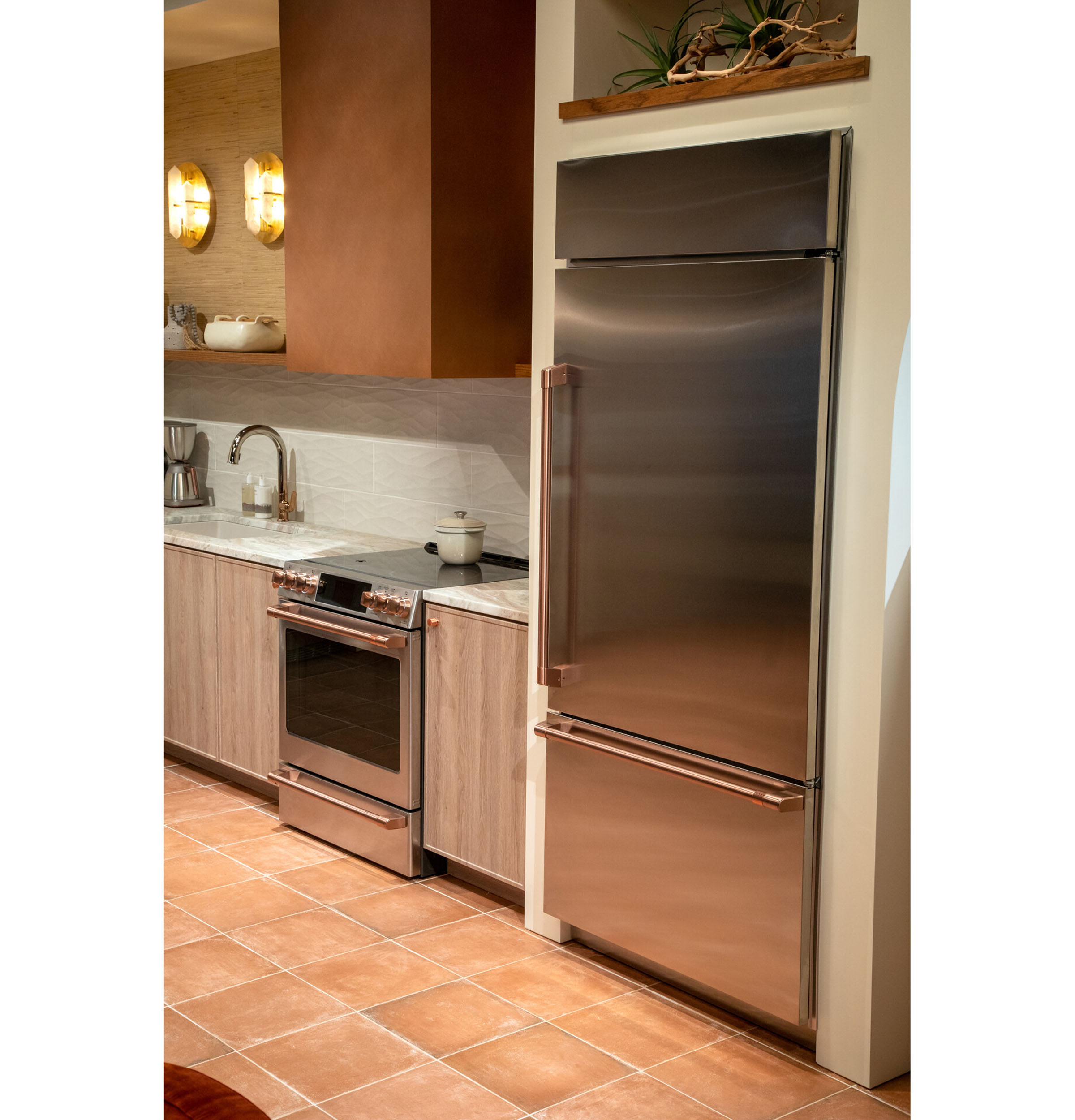 21.3 Cu. Ft. Built-In Bottom-Freezer Refrigerator CDB36LP2PS1