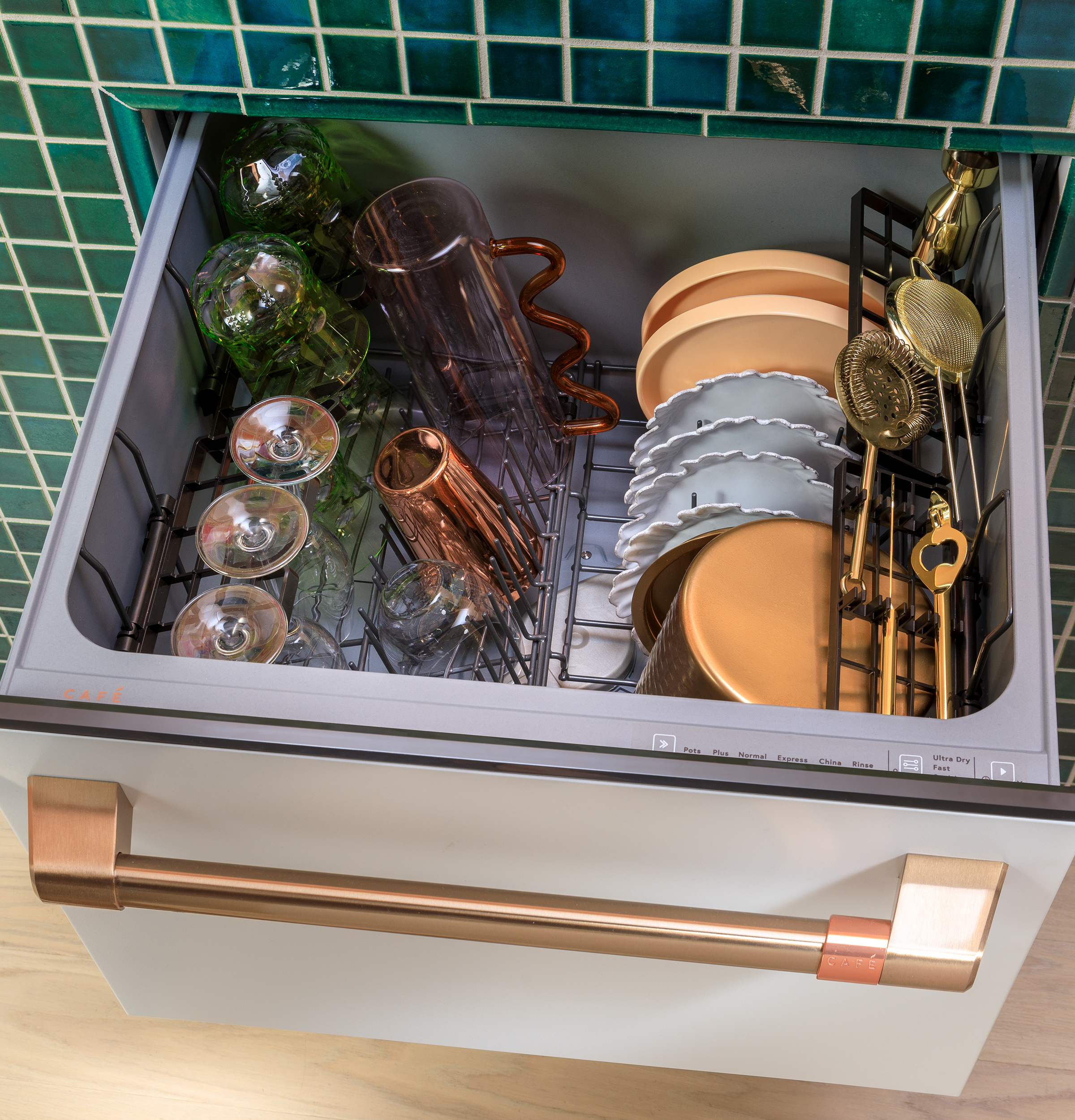 CAFÉ™ ENERGY STAR Smart Single Drawer Dishwasher CDD220P2WS1