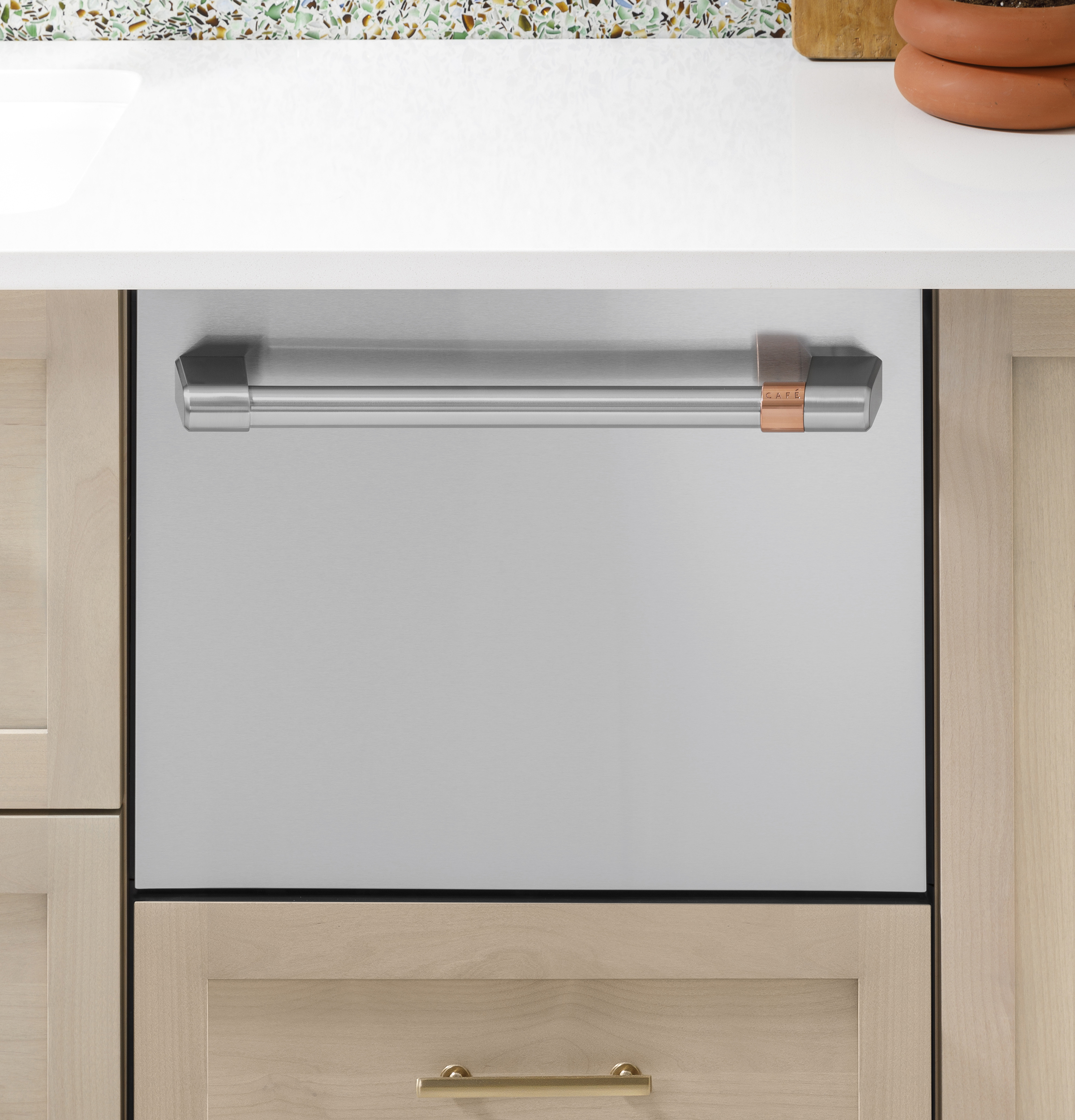 CAFÉ™ ENERGY STAR Smart Single Drawer Dishwasher CDD220P2WS1
