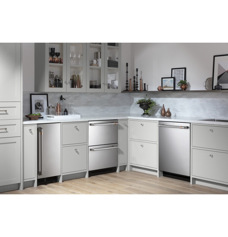 5.7 Cu. Ft. Built-in Dual-drawer Refrigerator CDE06RP2NS1