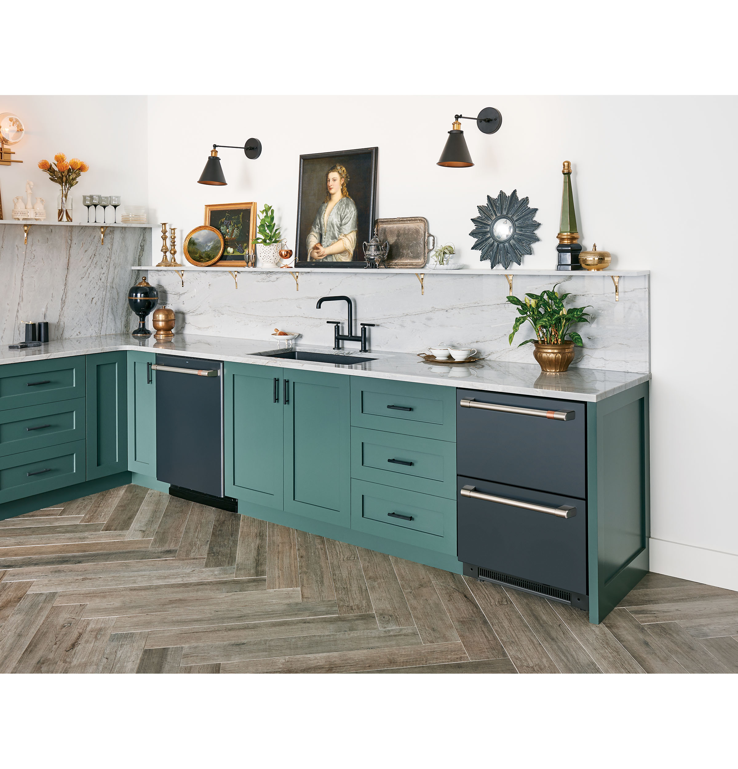 CAFÉ™ 5.7 Cu. Ft. Built-In Dual-Drawer Refrigerator CDE06RP3ND1