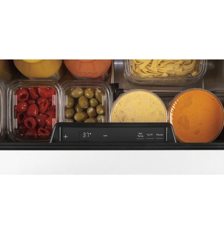 CAFÉ™ 5.7 Cu. Ft. Built-In Dual-Drawer Refrigerator CDE06RP4NW2