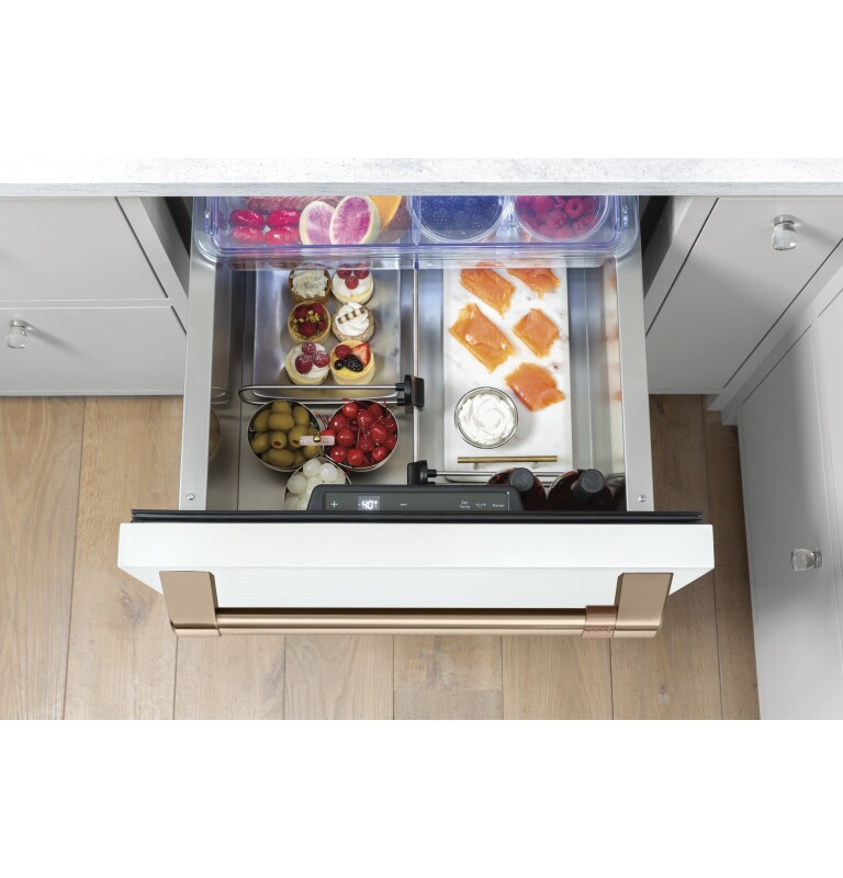 CAFÉ™ 5.7 Cu. Ft. Built-In Dual-Drawer Refrigerator CDE06RP4NW2