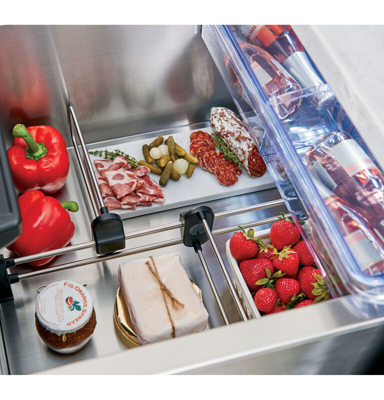 CAFÉ™ 5.7 Cu. Ft. Built-In Dual-Drawer Refrigerator CDE06RP4NW2