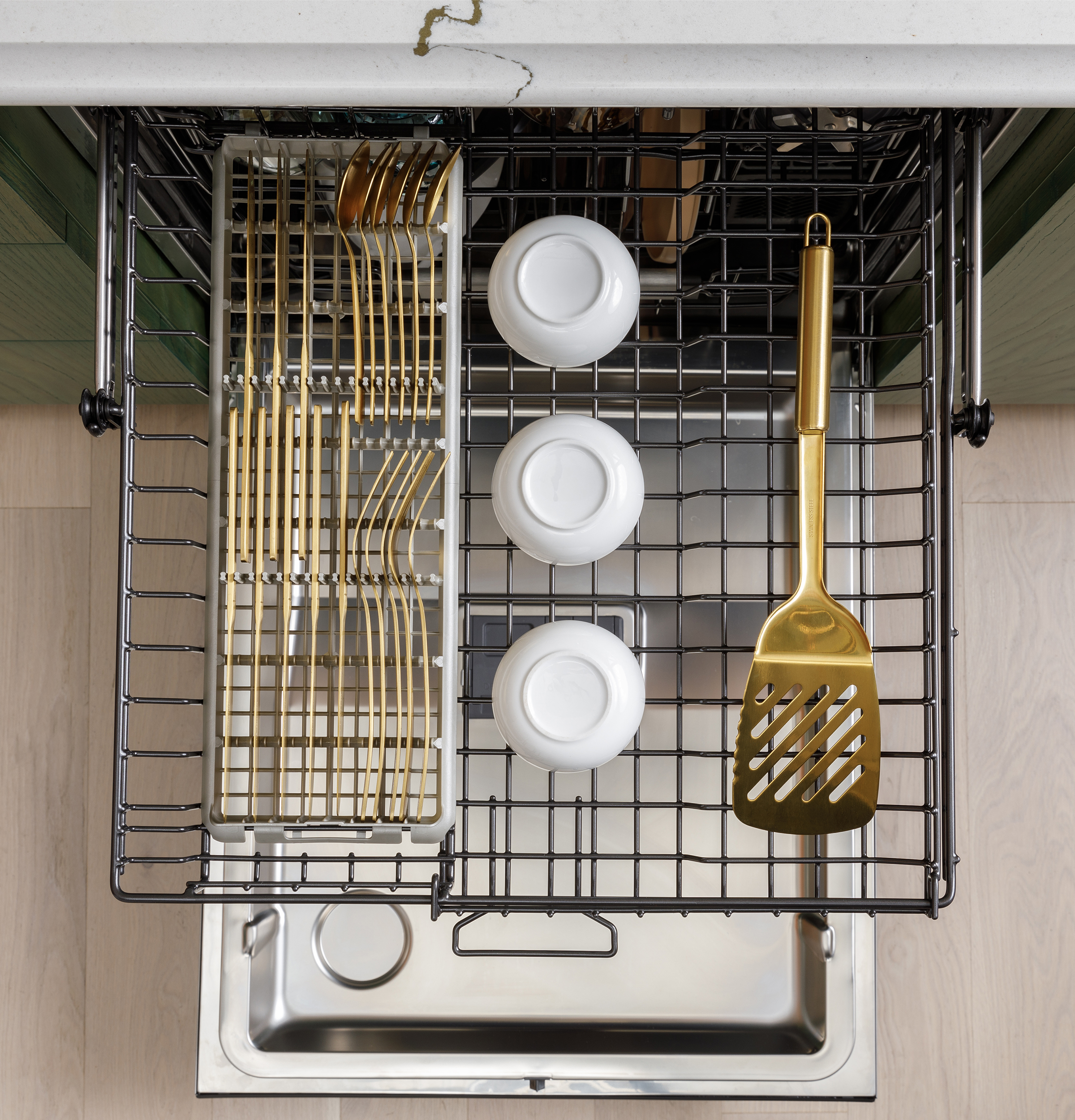 Customfit Energy Star Stainless Interior Dishwasher With Ultra Wash & Dry, 42 Dba CDT828P2VS1