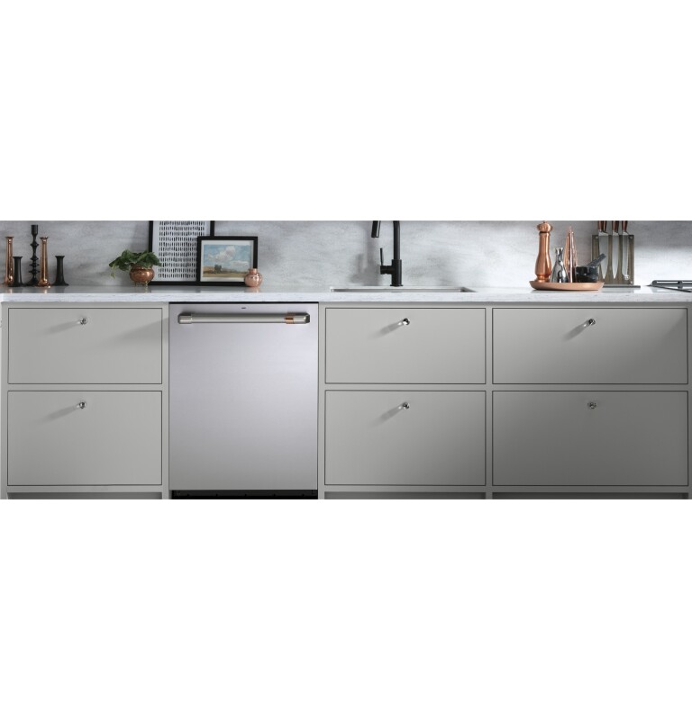CAFÉ™ ENERGY STAR® Stainless Steel Interior Dishwasher with Sanitize and Ultra Wash & Dry CDT845P2NS1