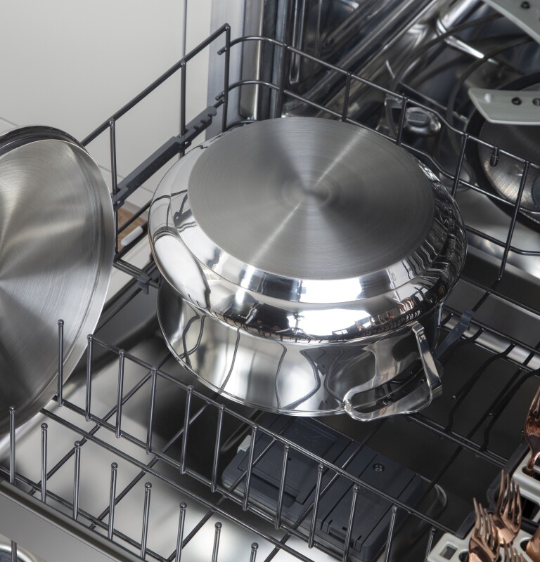 CAFÉ™ ENERGY STAR® Stainless Steel Interior Dishwasher with Sanitize and Ultra Wash & Dry CDT845P2NS1