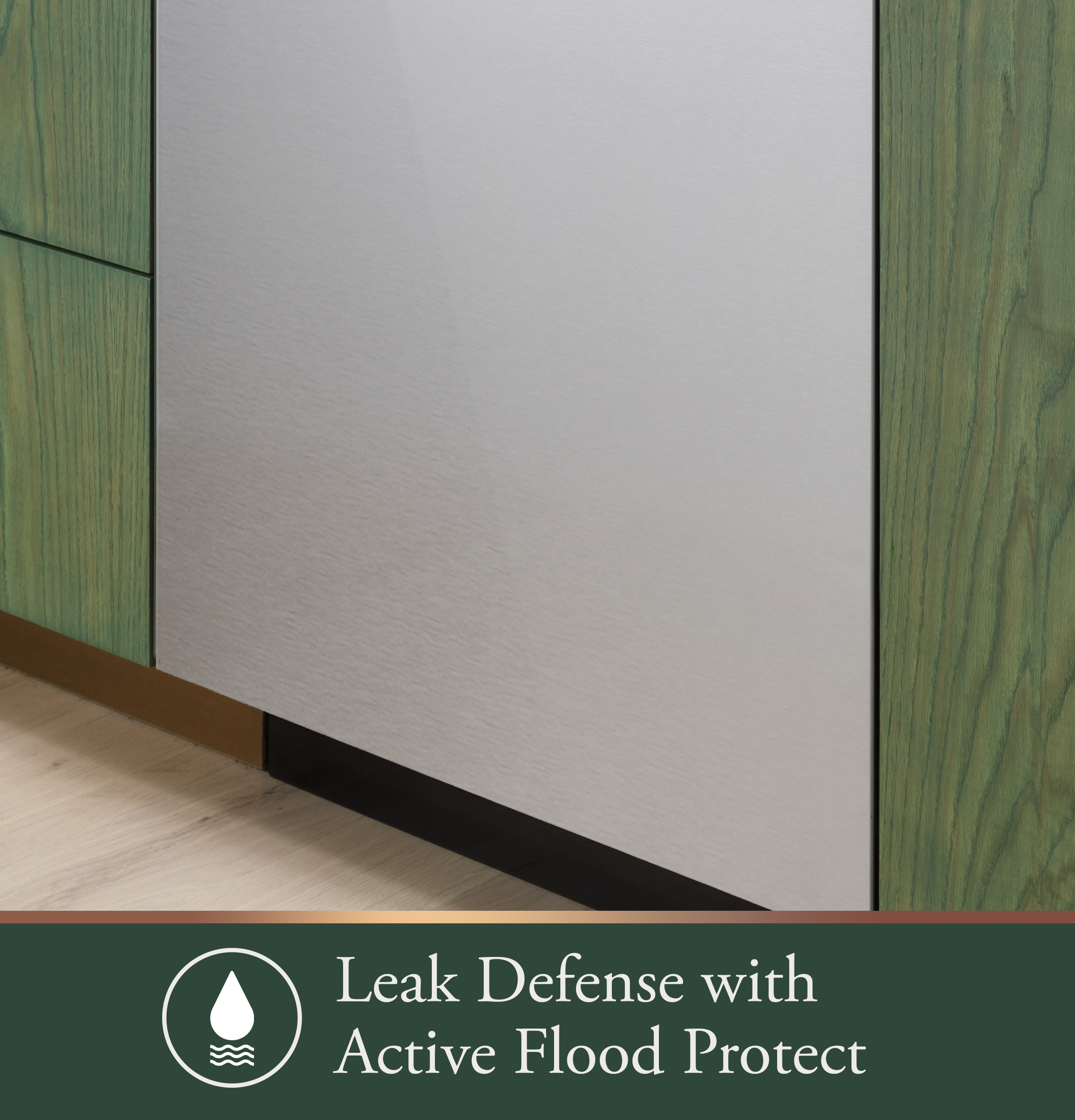 CAFÉ™ CustomFit ENERGY STAR Stainless Interior Smart Dishwasher with Ultra Wash Top Rack and Dual Convection Ultra Dry, LED Lights, 39 dBA CDT888P4VW2