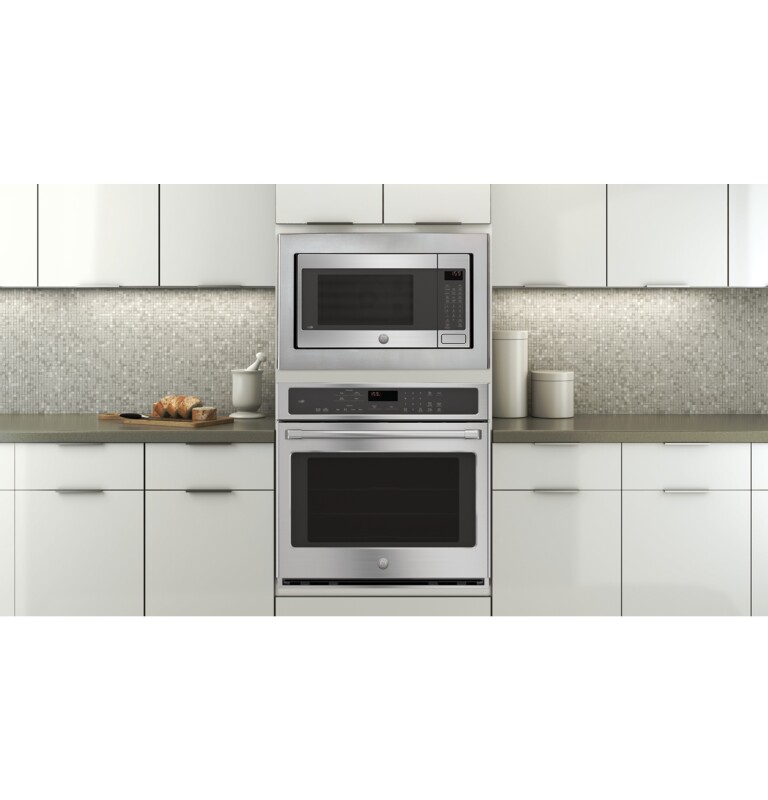 GE Series 1.5 Cu. Ft. Countertop Convection/Microwave Oven CEB1599SJSS